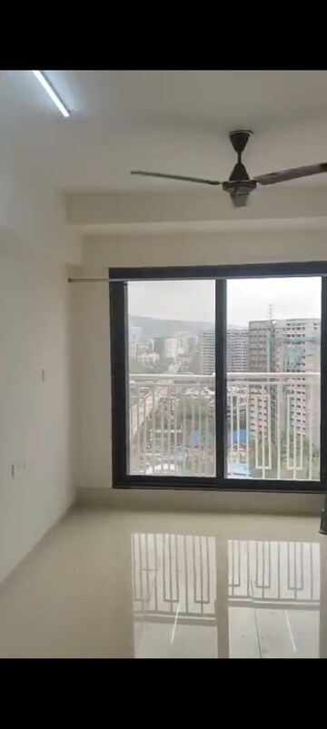 Room in 2 BHK Apartment at Sayba Orchid, Kurla East – for Rent