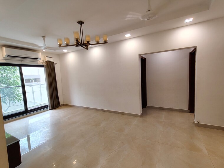 Room, nungambakkam 3 Bedroom 1600 Sq.Ft. Apartment In Nungambakkam Chennai 9142885