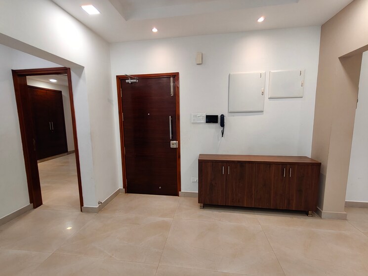 Room, nungambakkam 3 Bedroom 1600 Sq.Ft. Apartment In Nungambakkam Chennai 9142885