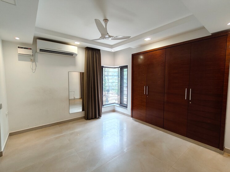 Room, nungambakkam 3 Bedroom 1600 Sq.Ft. Apartment In Nungambakkam Chennai 9142885