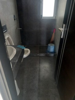 3.5 BHK + Servant Room Apartment For Sale in Smart World Gems