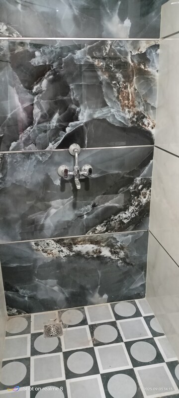 Bathroom in 1.5 BHK Independent House at Sector 52a – for Rent