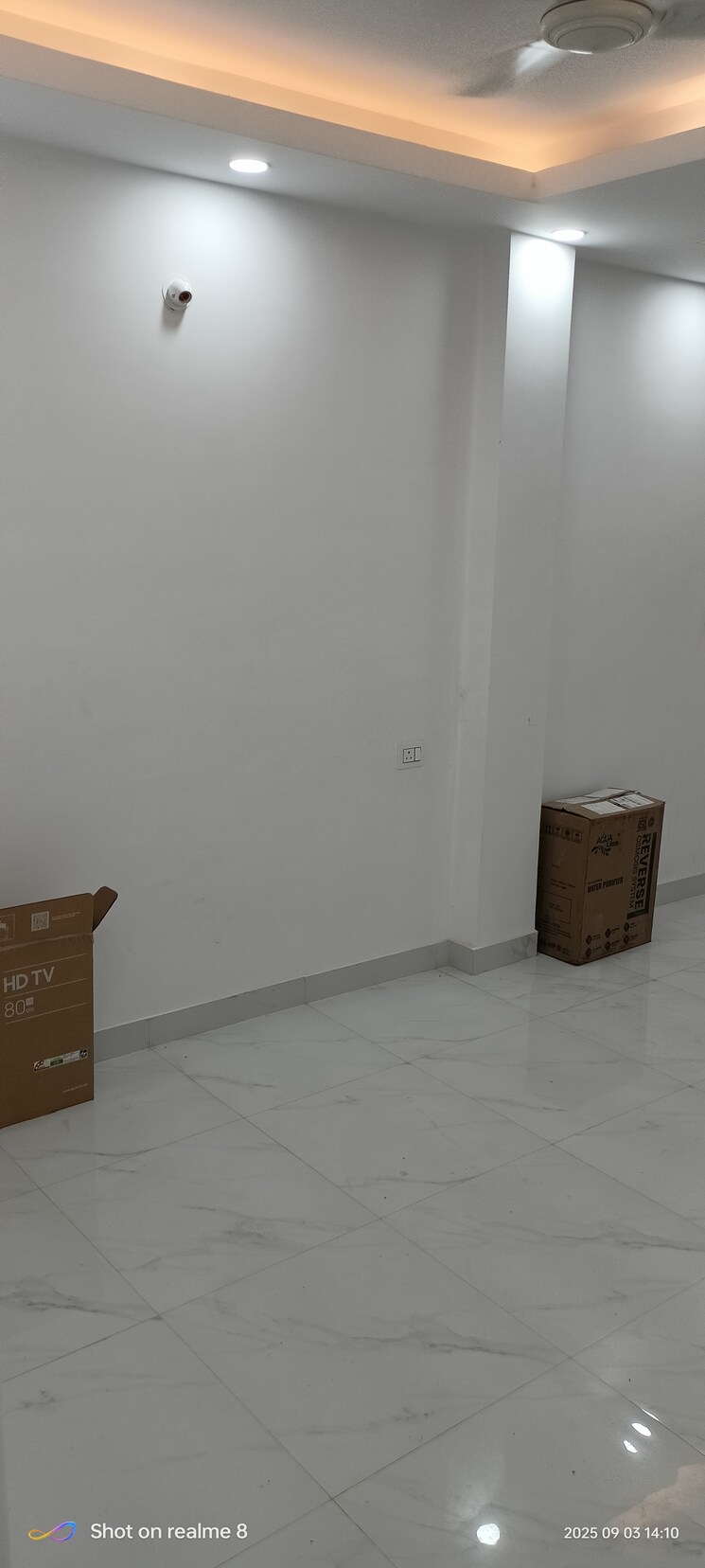 Room, sector 52a 1.5 Bedroom 640 Sq.Ft. Independent House In Sector 52a Gurgaon 9142999