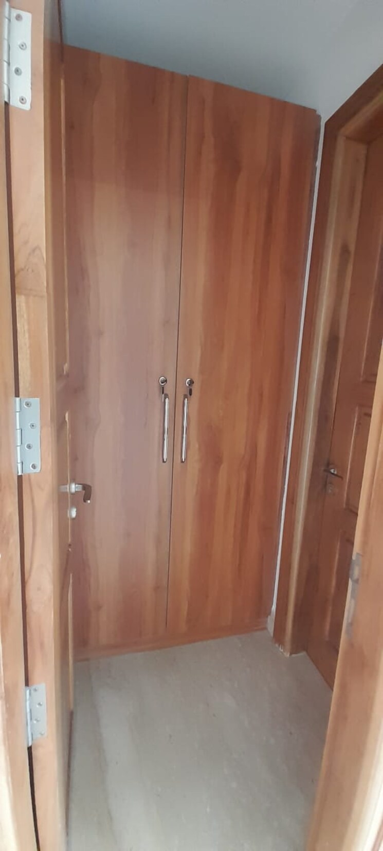 undefined, chittaranjan park 4 Bedroom 240 Sq.Yd. Builder Floor In Chittaranjan Park Delhi 9143066