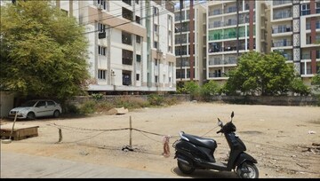  Plot For Sale in Kondapur