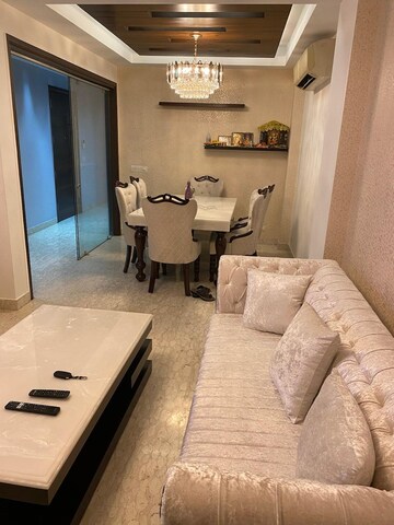 Team Area in 3 BHK Builder Floor at Greater Kailash I – for Rent