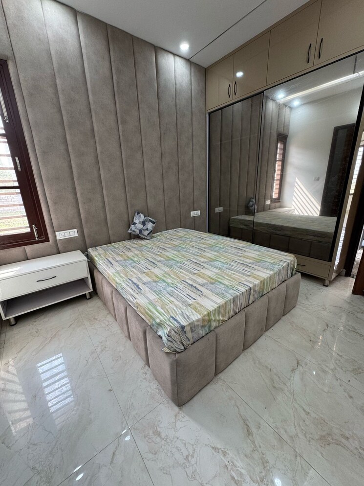 Bedroom, lohgarh 6 Bedroom 2000 Sq.Ft. Independent House In Lohgarh Zirakpur 9143077
