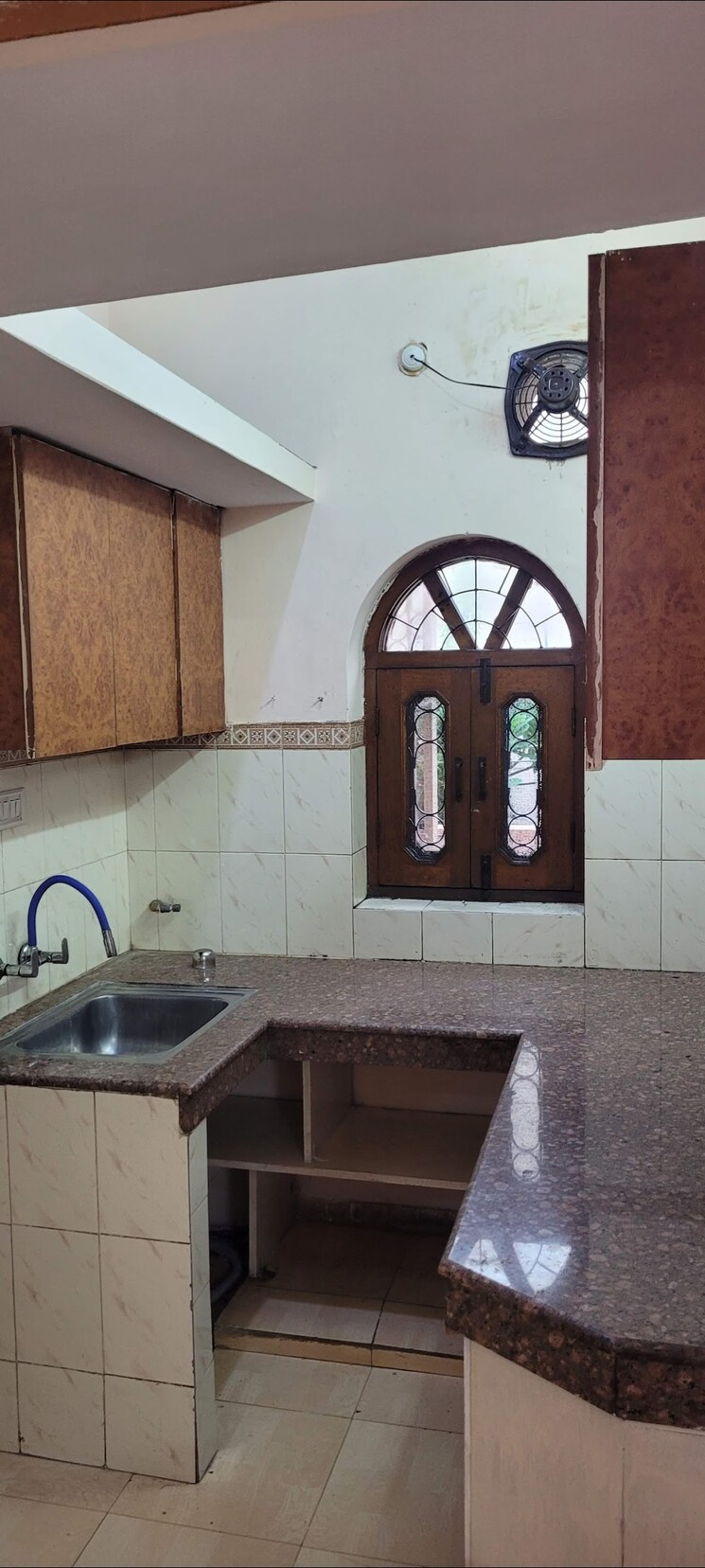 Kitchen, rwa-apartments-sector-27 1 Bedroom 1400 Sq.Ft. Independent House In Sector 27 Noida 9143082