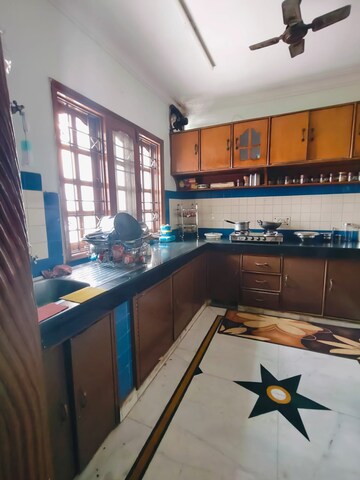 Kitchen in 3 BHK Builder Floor at Sector 40 – for Rent