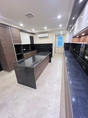 Kitchen in 3 BHK Builder Floor at Sector 46 – for Rent