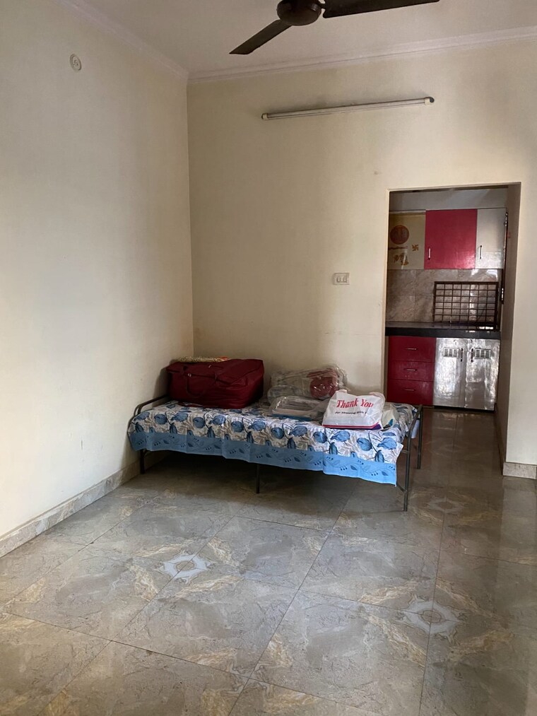 Bedroom, sector 7 3 Bedroom 3600 Sq.Ft. Independent House In Sector 7 Gurgaon 9143135