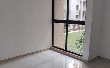 2 BHK Apartment For Rent in Indiabulls One Indiabulls, Pokhran Road No Two