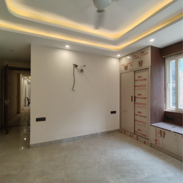 Room in 3 BHK Builder Floor at Malviya Nagar – for Rent