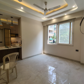 Room in 3 BHK Builder Floor at Malviya Nagar – for Rent