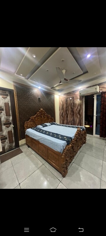 Bedroom in 3 BHK Builder Floor at Saya Gold Avenue, Vaibhav Khand – for Rent