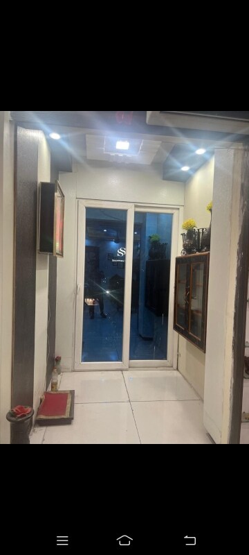 Building Lobby in 3 BHK Builder Floor at Saya Gold Avenue, Vaibhav Khand – for Rent