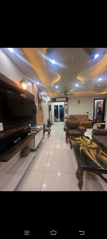3 BHK Builder Floor For Rent in Saya Gold Avenue, Vaibhav Khand
