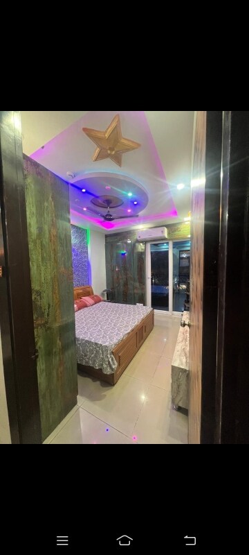 Bathroom in 3 BHK Builder Floor at Saya Gold Avenue, Vaibhav Khand – for Rent