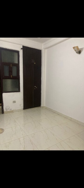 Room in 1 BHK Builder Floor at Maya Homes, Indrapuram – for Rent