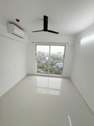 Room in 2.5 BHK Apartment at Lodha Codename Premier, Dombivli East – for Rent