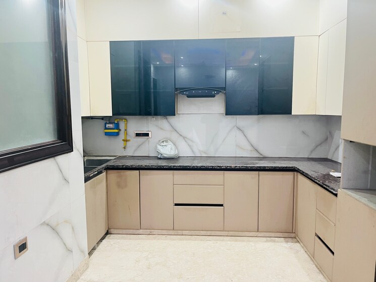 Kitchen, sector 17 dwarka 3 Bedroom 1500 Sq.Ft. Builder Floor In Sector 17 Dwarka Delhi 9143214