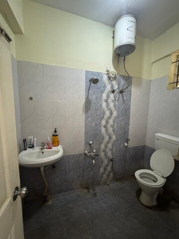 Bathroom in 2 BHK Apartment at Sai Johith Homes, Bellandur – for Rent