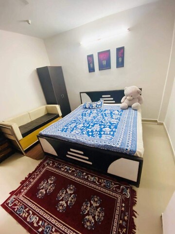 Bedroom in 2 BHK Builder Floor at Kishangarh – for Rent