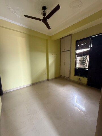 Room in 3 BHK Builder Floor at Divya Angels, Indrapuram – for Rent