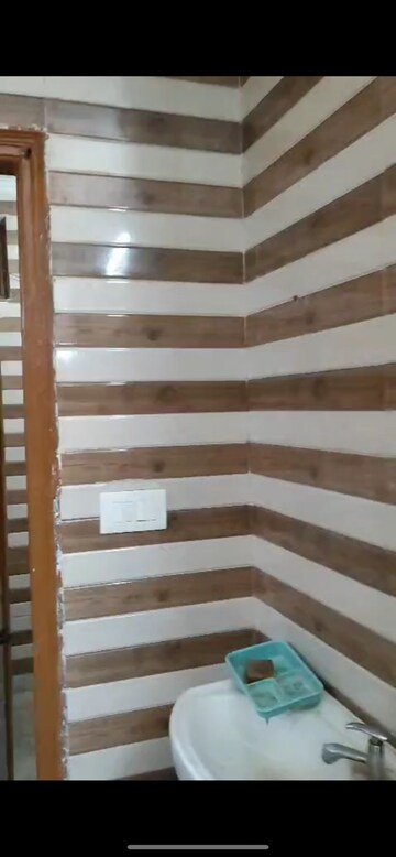 2 BHK Builder Floor For Rent in Uttam Nagar