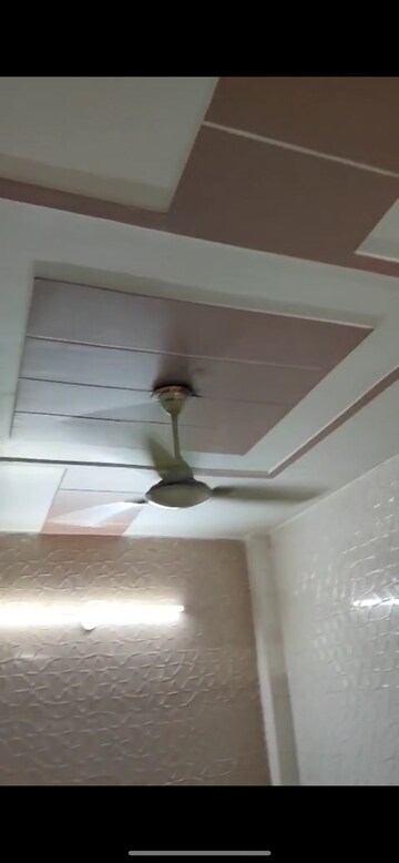 Furnished Amenities in 2 BHK Builder Floor at Uttam Nagar – for Rent