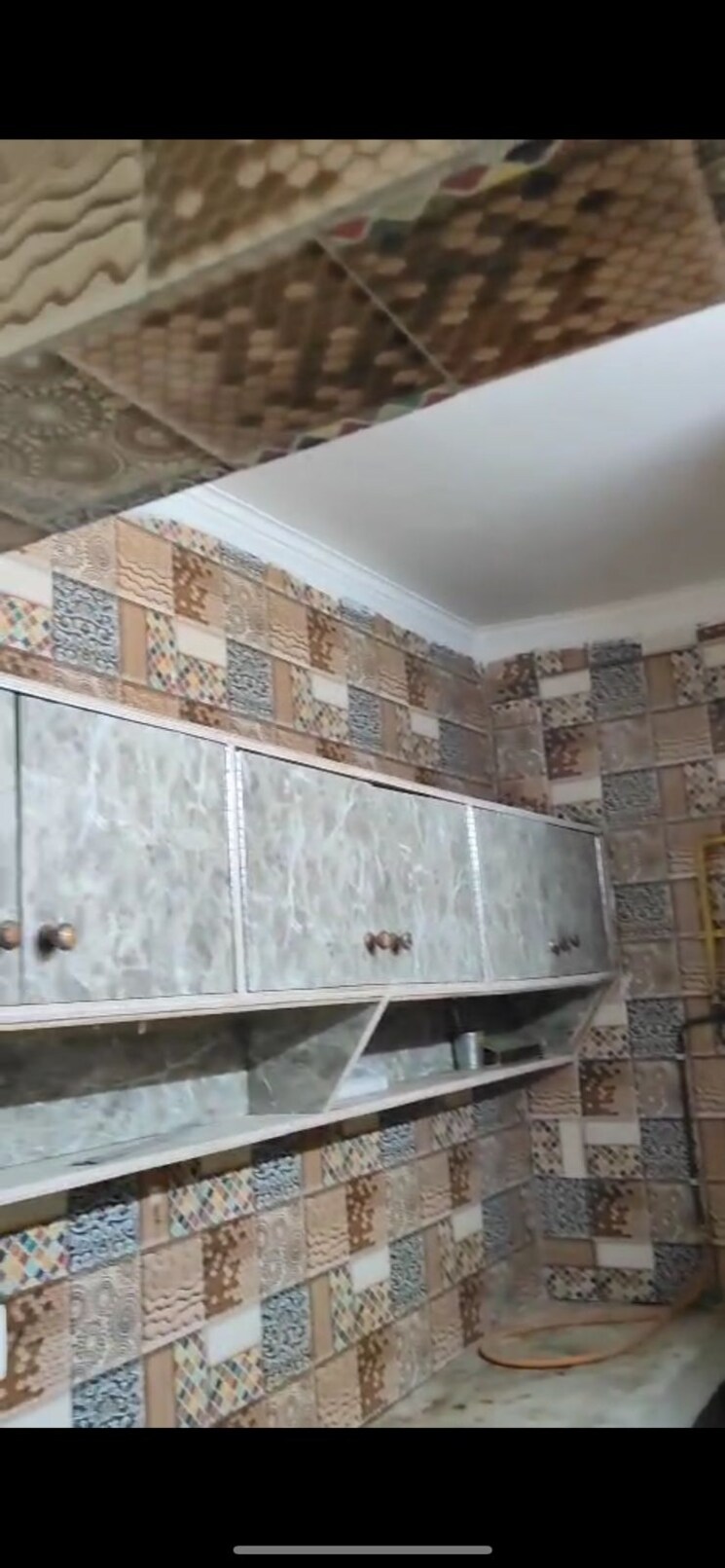 Kitchen, uttam nagar 2 Bedroom 70 Sq.Yd. Builder Floor In Uttam Nagar Delhi 9143236