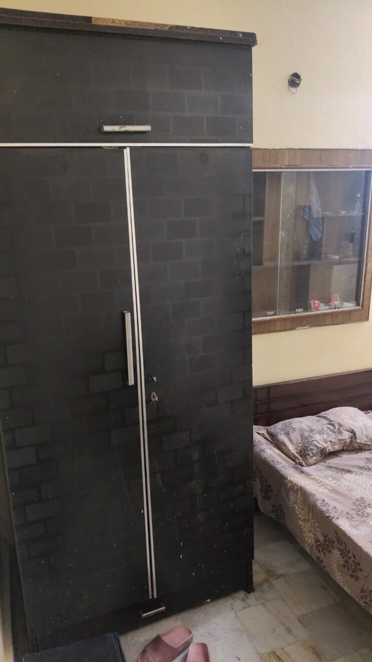 Room, sector 40 2 Bedroom 900 Sq.Ft. Independent House In Sector 40 Chandigarh 9143242