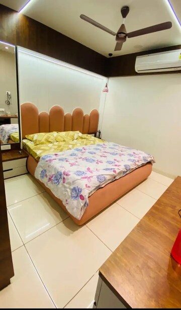Bedroom in 2 BHK Apartment at Kumar Karishma, Karve Road – for Rent