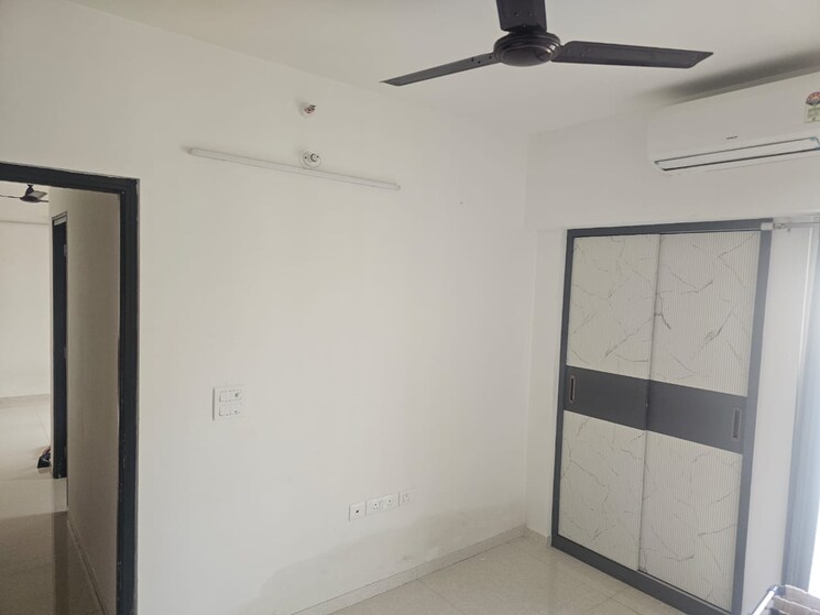 Room, lodha-amara 2 Bedroom 735 Sq.Ft. Apartment In Kolshet Road Thane 9143247