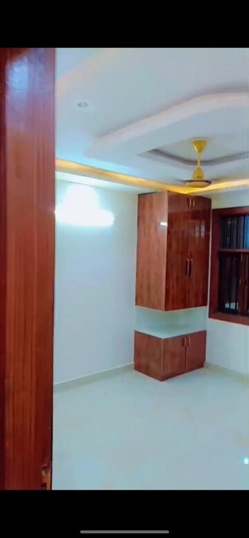 Bedroom in 3 BHK Builder Floor at Uttam Nagar – for Rent