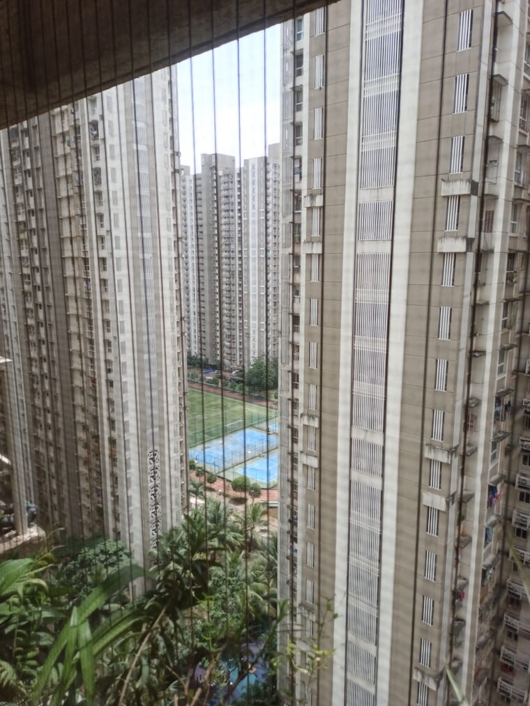 Exterior View, lodha-amara 3 Bedroom 955 Sq.Ft. Apartment In Kolshet Road Thane 9143252