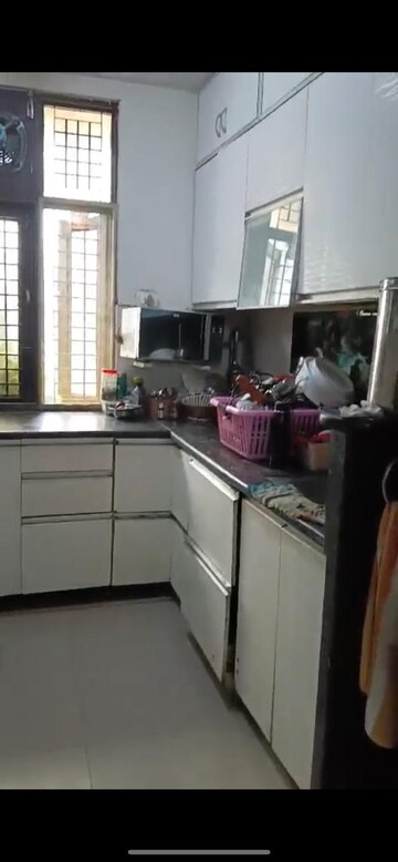 Kitchen in 3 BHK Builder Floor at Uttam Nagar – for Rent