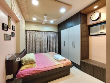 Bedroom in 2.5 BHK Apartment at Bharat Arize, Goregaon West – for Rent