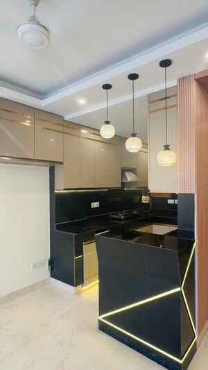 Team Area in 3 BHK Builder Floor at Chittaranjan Park – for Sale