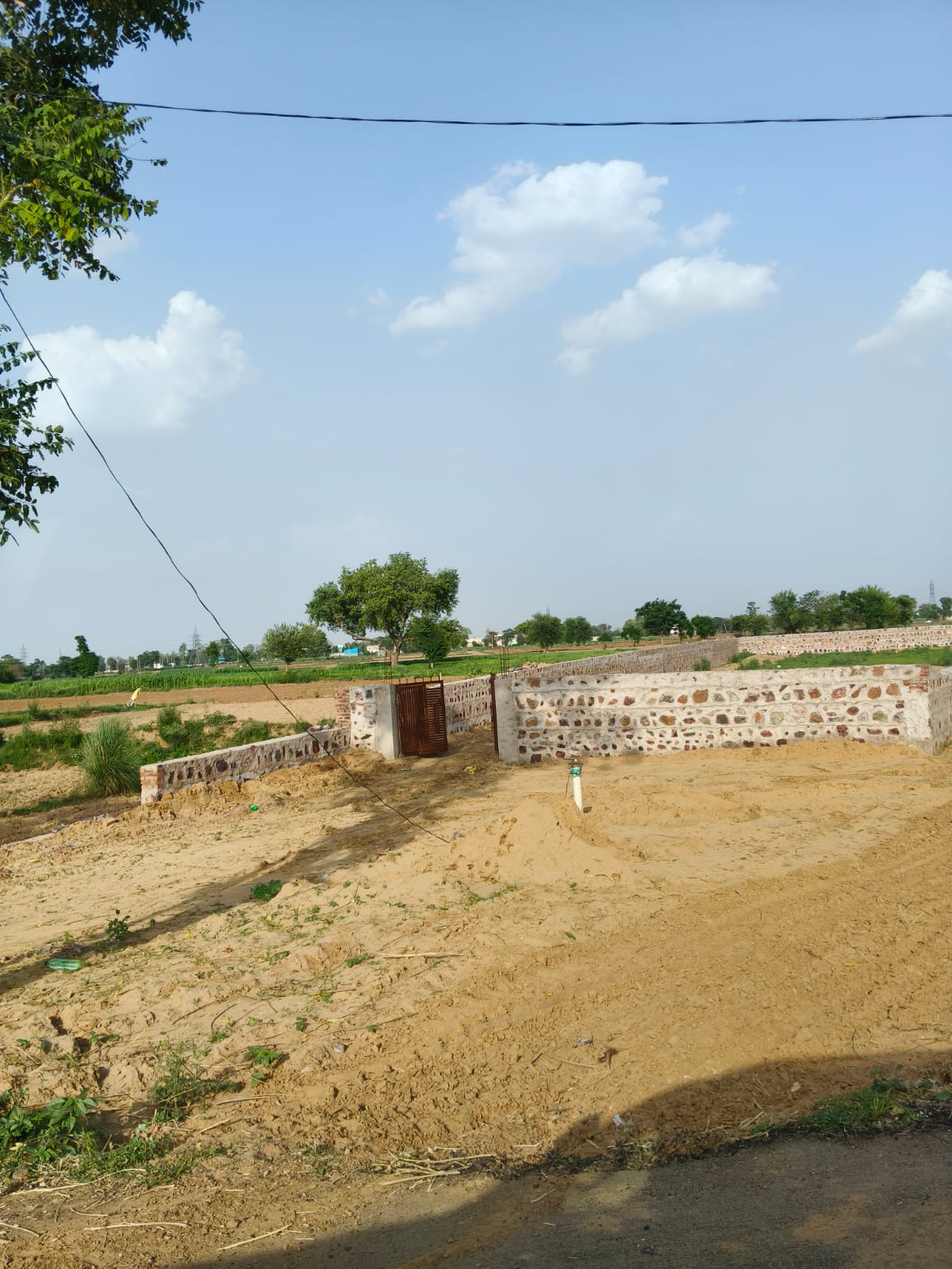 Plot For Sale in Sultanpur
