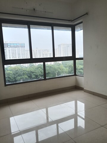 Room in 2 BHK Apartment at The Wadhwa The Address, Ghatkopar West – for Rent