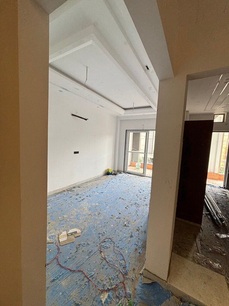 undefined, new industrial township 3 4 Bedroom 233 Sq.Yd. Builder Floor In New Industrial Township 3 Faridabad 9143354