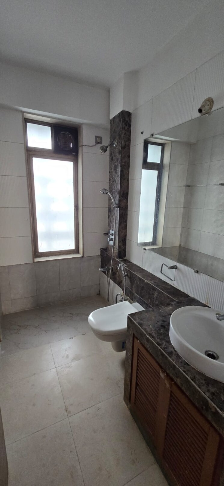 Bathroom, worli-residency 2 Bedroom 550 Sq.Ft. Apartment In Worli Mumbai 9143355