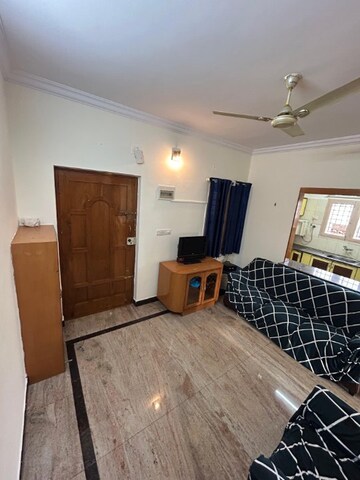Living Room in 1 BHK Villa at Indiranagar – for Rent