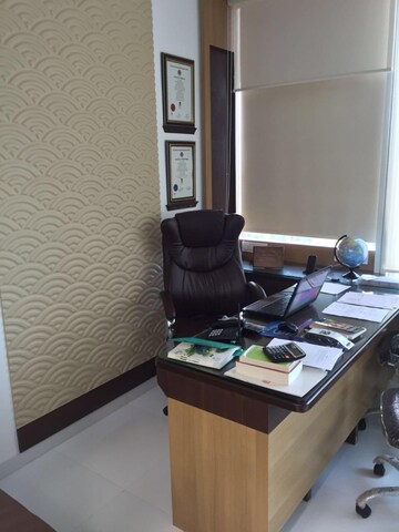  Office Space For Rent in Shubham Centre, Andheri East