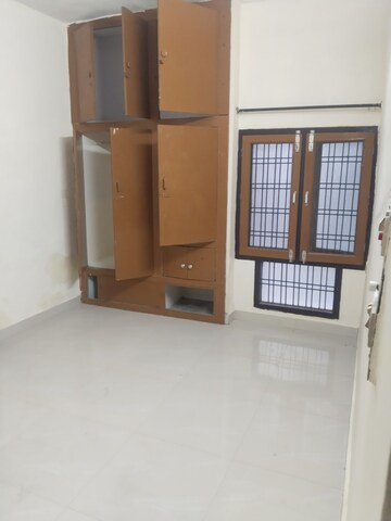 1.5 BHK Builder Floor For Rent in Gomti Nagar