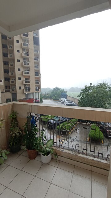 Balcony in 2.5 BHK Apartment at Supertech The Romano, Sector 118 – for Rent