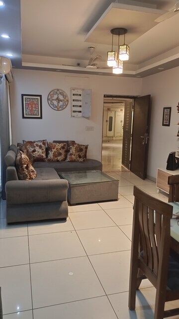 Living Room in 2.5 BHK Apartment at Supertech The Romano, Sector 118 – for Rent