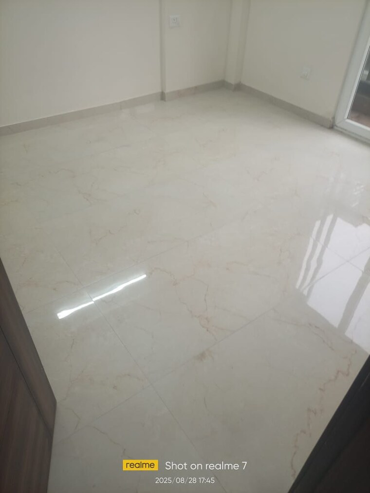 Room, smart-world-gems 3.5 Bedroom 1486 Sq.Ft. Apartment In Sector 89 Gurgaon 9143427