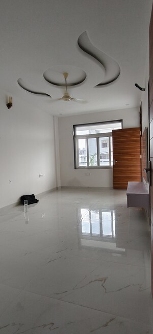 Room in 4 BHK Villa at Jagatpura – for Sale
